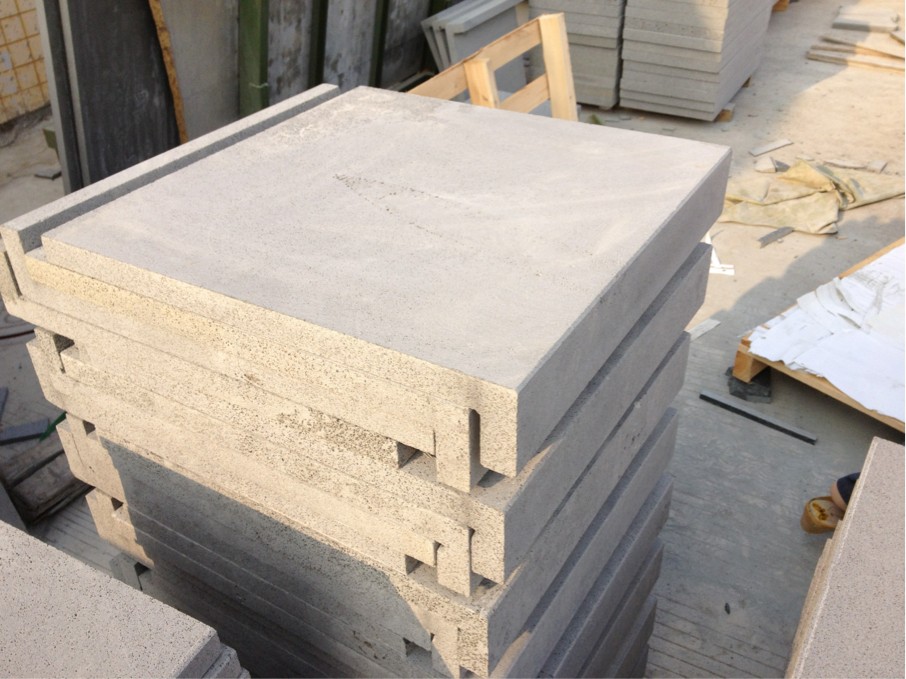 sawn bluestone coping tiles(drop 80mm)-1.jpg